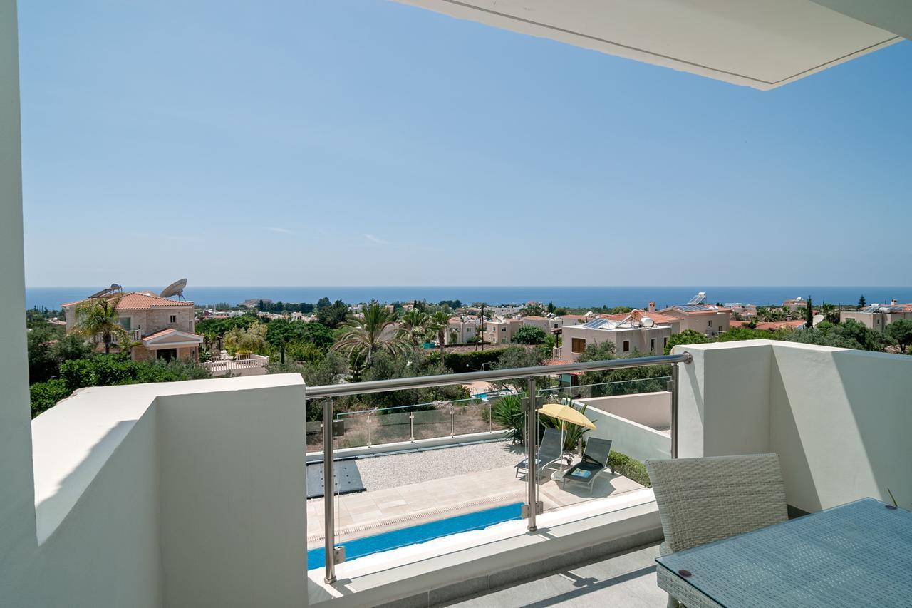 Villa Verdi: Luxury Villa With Private Pool Peyia Bagian luar foto