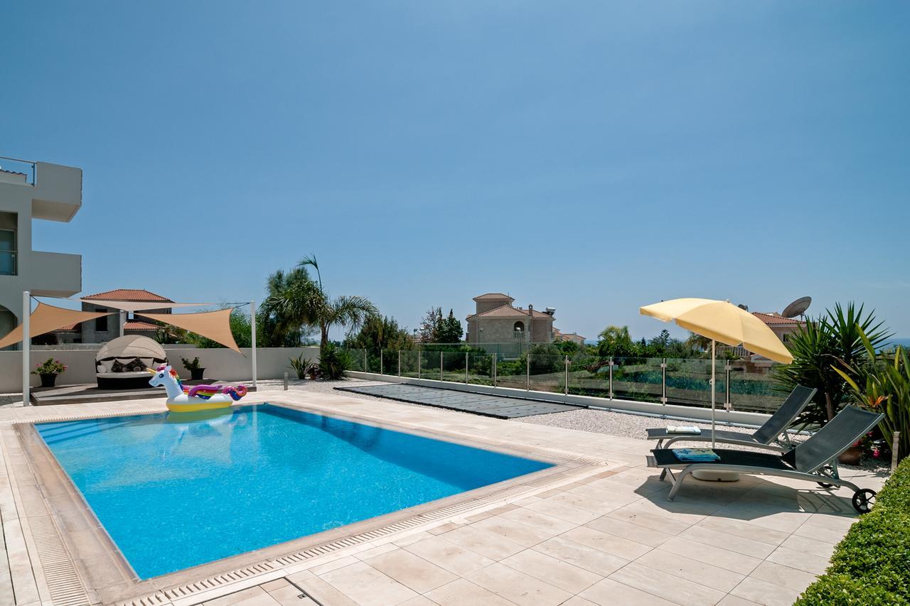 Villa Verdi: Luxury Villa With Private Pool Peyia Bagian luar foto